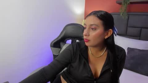 K I R A online show from 26, 3, 2026