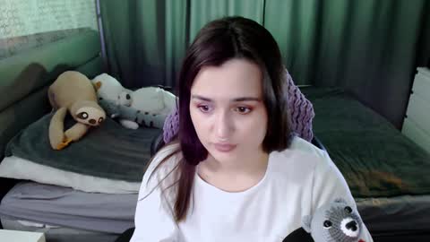 Snapshot of kira_yammy chatting on 31, 1, 2025 Kira follow me online show from 31, 1, 2025