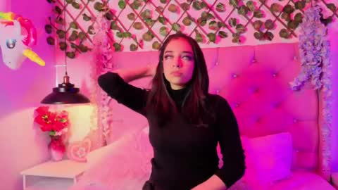 Kira online show from 4, 6, 2026