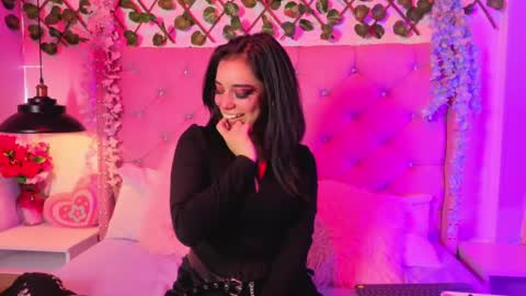 Kira online show from 5, 6, 2026