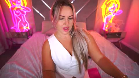 Kira online show from 10, 9, 2025