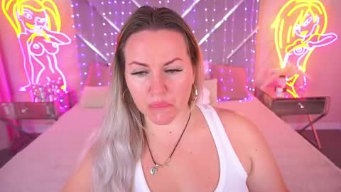 Snapshot of kiracandys chatting on 18, 5, 2026 Kira online show from 18, 5, 2026