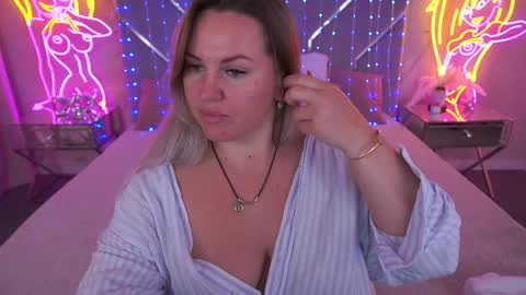 Snapshot of kiracandys chatting on 27, 5, 2026 Kira online show from 27, 5, 2026