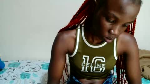 Snapshot of kirah_hot chatting on 16, 6, 2026 kirah_hot online show from 16, 6, 2026