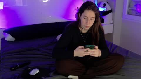 Kira online show from 11, 3, 2026