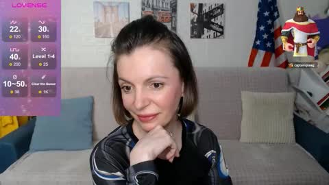 Snapshot of kiramartins_cat chatting on 13, 9, 2025 kiramartins cat online show from 13, 9, 2025