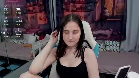 KiraParker online show from 21, 4, 2026