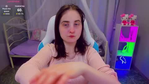 Snapshot of kiraparker chatting on 4, 5, 2026 KiraParker online show from 4, 5, 2026