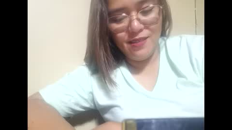 Snapshot of kiray20 chatting on 12, 12, 2024 kiray20 online show from 12, 12, 2024