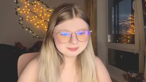 KiraYume online show from 14, 7, 2026