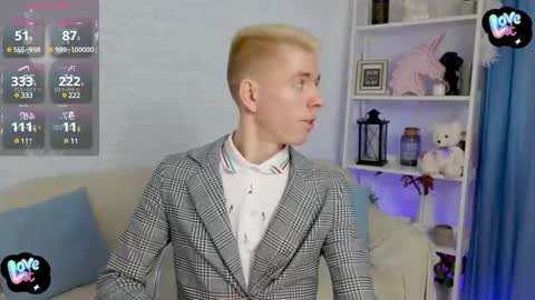 Snapshot of kireev_ chatting on 19, 1, 2025 online show from 19, 1, 2025