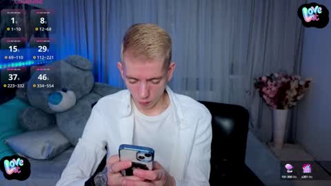 Snapshot of kireev_ chatting on 25, 1, 2025 online show from 25, 1, 2025