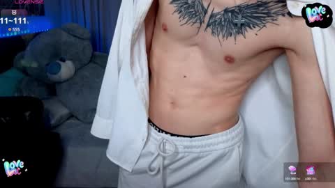 Snapshot of kireev_ chatting on 25, 1, 2025 online show from 25, 1, 2025