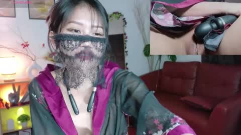 Snapshot of kireijung chatting on 23, 12, 2025 kirenie online show from 23, 12, 2025