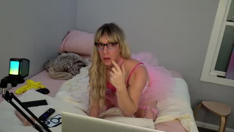 Snapshot of kirkcammerman1 chatting on 10, 1, 2025 Onya online show from 10, 1, 2025