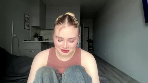 Kira online show from 15, 4, 2026