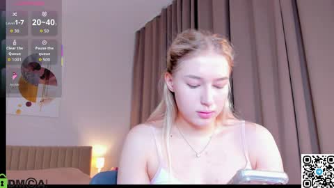 Chloe online show from 19, 4, 2026