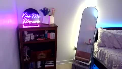 Morgan Monroe online show from 14, 7, 2026