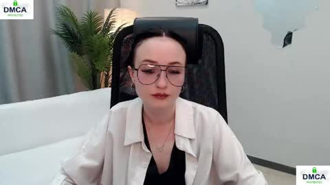 Louise online show from 10, 6, 2026