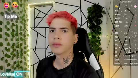 kiss_whitee online show from 5, 6, 2026