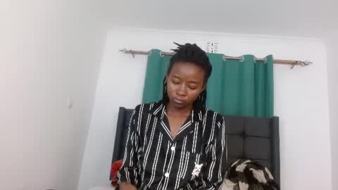 kisses_galore online show from 19, 7, 2026