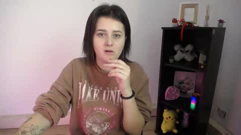 kissleoxx online show from 12, 11, 2025