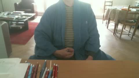 kisslog1 online show from 21, 9, 2025