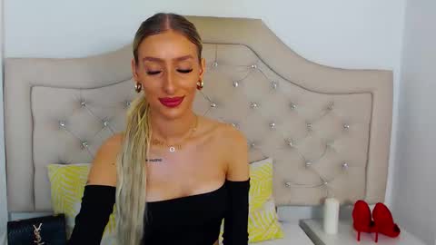 Snapshot of kissnatalie chatting on 9, 11, 2025 Natalie online show from 9, 11, 2025