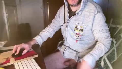 kissofbanned1983 online show from 19, 3, 2026