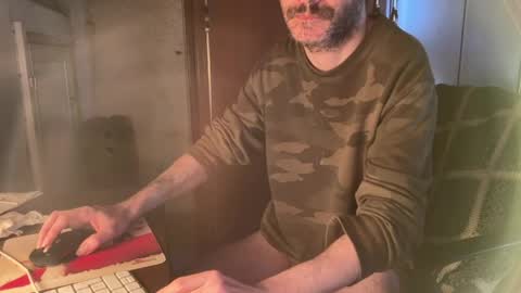 kissofbanned1983 online show from 23, 4, 2026