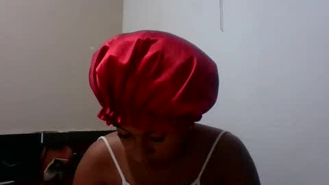 Snapshot of kitra_new chatting on 1, 11, 2025 kitra_new online show from 1, 11, 2025