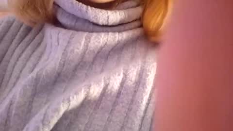 Snapshot of kitsuneniki chatting on 6, 2, 2026 kitsuneniki online show from 6, 2, 2026