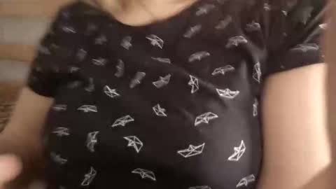 Snapshot of kitsuneniki chatting on 14, 2, 2026 kitsuneniki online show from 14, 2, 2026