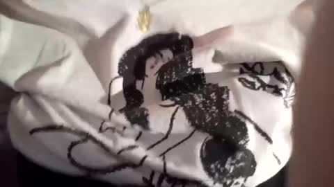 Snapshot of kitsuneniki chatting on 18, 2, 2026 kitsuneniki online show from 18, 2, 2026