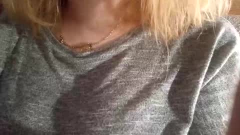 Snapshot of kitsuneniki chatting on 22, 2, 2026 kitsuneniki online show from 22, 2, 2026