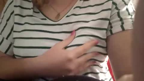 Snapshot of kitsuneniki chatting on 8, 3, 2026 kitsuneniki online show from 8, 3, 2026