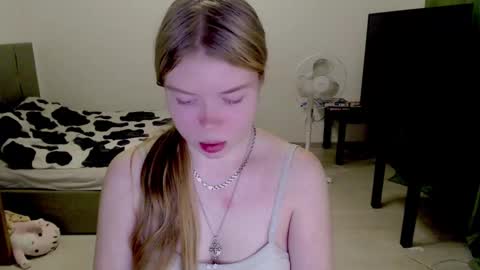 Jennyblonde and Emmabrunette online show from 10, 12, 2024