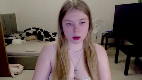 Jennyblonde and Emmabrunette online show from 23, 11, 2025