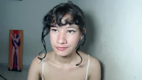 kitten_punches02 online show from 15, 3, 2026