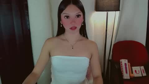 Snapshot of kitteylovesyou chatting on 5, 11, 2025 KITTY online show from 5, 11, 2025