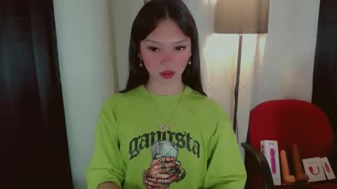 Snapshot of kitteylovesyou chatting on 11, 11, 2025 KITTY online show from 11, 11, 2025