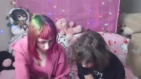 kitttywhisper online show from 10, 3, 2026