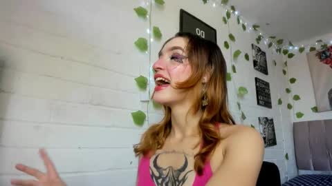 Snapshot of kitty__black__ chatting on 4, 12, 2025 KITTY online show from 4, 12, 2025