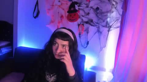 Snapshot of kitty__chs chatting on 22, 11, 2025 kitty__chs online show from 22, 11, 2025