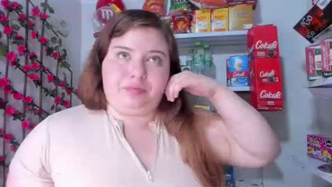 Snapshot of kitty__pinnk chatting on 16, 6, 2026 KAROL online show from 16, 6, 2026