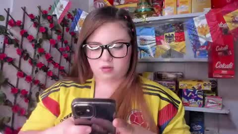 Snapshot of kitty__pinnk chatting on 23, 6, 2026 KAROL online show from 23, 6, 2026