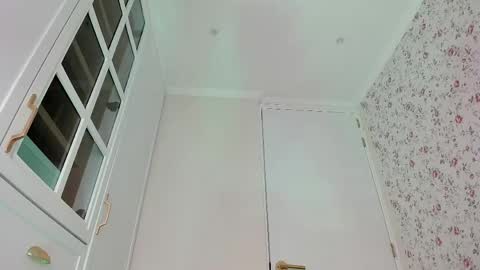 sophie online show from 10, 4, 2026