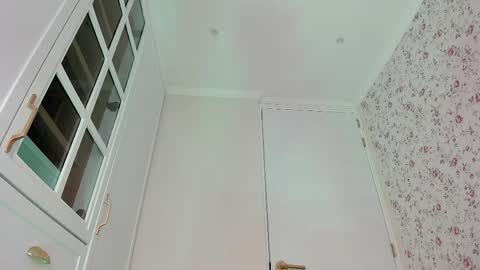 sophie online show from 12, 4, 2026