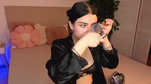 Snapshot of kitty_cut1ee_ chatting on 6, 5, 2026 kitty_cut1ee_ online show from 6, 5, 2026