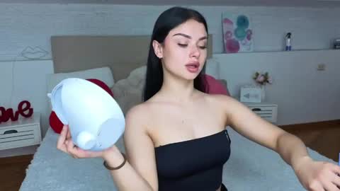 Snapshot of kitty_cut1ee_ chatting on 28, 5, 2026 kitty_cut1ee_ online show from 28, 5, 2026